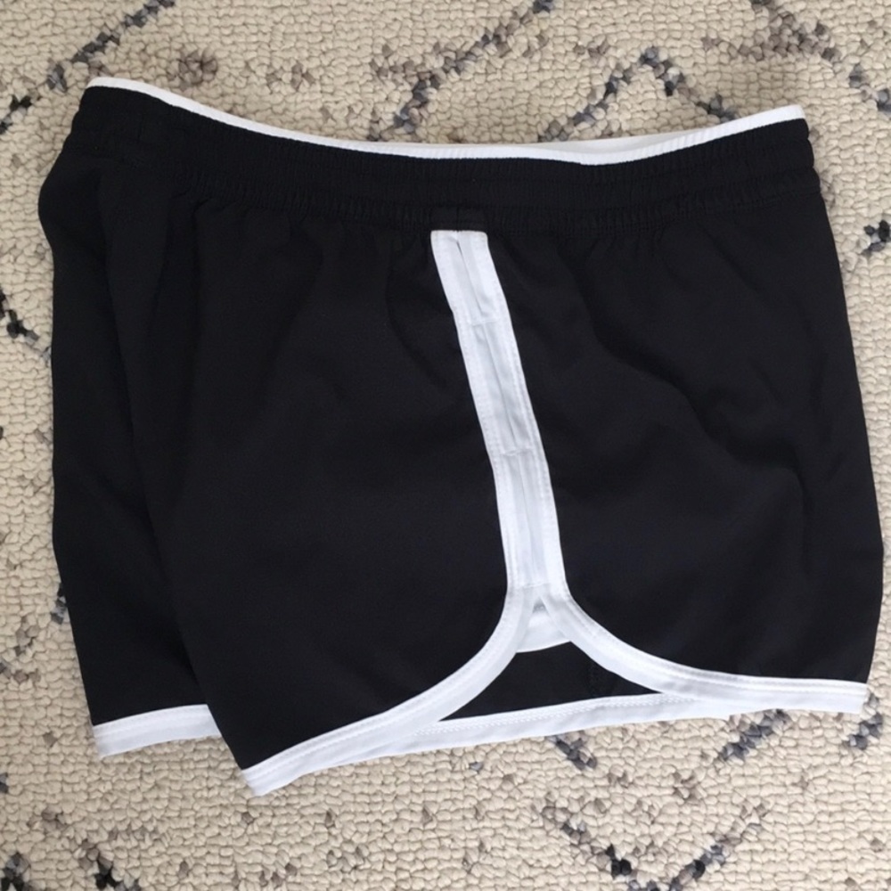 The North Face shorts - Picture 4 of 7